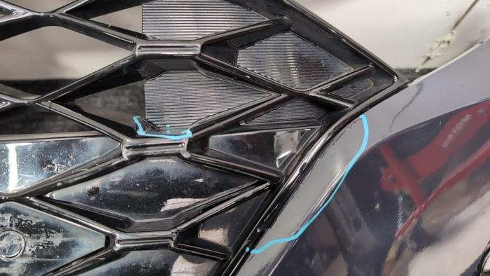 Främre stötfångare från en Hyundai i20 (BC3) 1.0 T-GDI 100 Mild Hybrid 48V 12V 2022