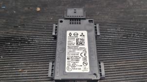 Gebruikte ACC Sensor (afstand) Renault Austral 1.2 E-Tech Full Hybrid 200 Prijs € 157,50 Margeregeling aangeboden door Autodemontagebedrijf van Boxtel