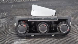 Gebruikte Kachel Bedieningspaneel Volkswagen Caddy IV 2.0 TDI 75 Prijs € 36,75 Margeregeling aangeboden door Autodemontagebedrijf van Boxtel