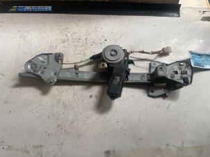 Begagnade Motor, dörrfönster Mazda MX-3 1.8i V6 24V Pris € 25,00 Marginaltabell erbjuds av Autobedrijf Brooks