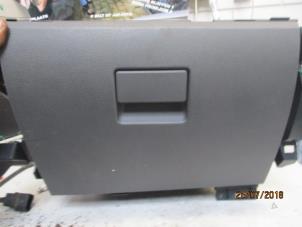 Gebruikte Dashboardkastje Ford C-Max (DM2) 1.6 16V Prijs € 40,00 Margeregeling aangeboden door Autobedrijf Brooks