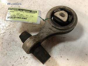 Gebruikte Motorrubber Fiat Doblo Cargo (223) 1.3 D 16V Multijet Prijs € 10,00 Margeregeling aangeboden door Autobedrijf Brooks