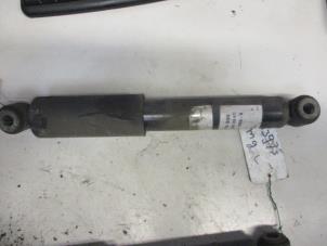 Begagnade Stötdämpare, höger bak Mercedes Citan (415.6) 1.5 109 CDI Pris € 20,00 Marginaltabell erbjuds av Autobedrijf Brooks