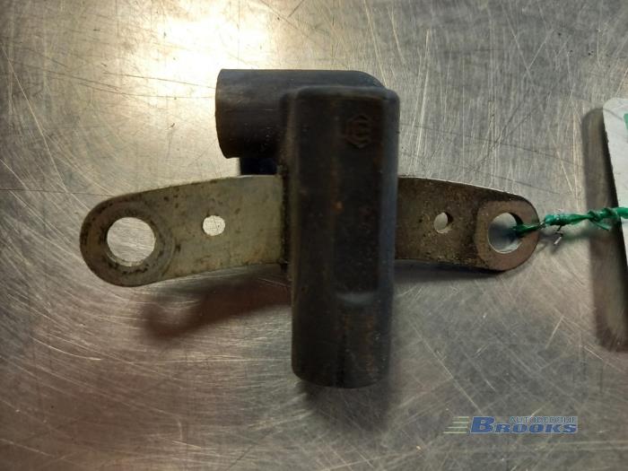 TDC-sensor från en Renault Kangoo Express (FC) 1.9 D 55 2003