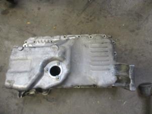 Begagnade Oljetråg BMW 3 serie (E90) 320d 16V Corporate Lease Pris € 50,00 Marginaltabell erbjuds av Autobedrijf Brooks