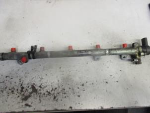 Begagnade Bränsleinsprutningsmunstycke Mercedes Sprinter Pris på förfrågan erbjuds av Autobedrijf Brooks