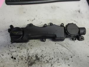 Begagnade Vipparmskåpa Peugeot Partner Combispace 1.6 HDI 75 Pris € 30,00 Marginaltabell erbjuds av Autobedrijf Brooks