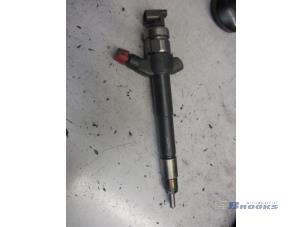 Gebruikte Verstuiver (diesel) Mitsubishi Pajero Hardtop (V6/7) 3.2 DI-D 16V Autom. Prijs € 100,00 Margeregeling aangeboden door Autobedrijf Brooks