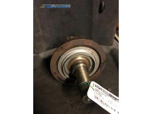 Begagnade Drivaxel, höger bak Mercedes E Combi (S211) 2.7 E-270 CDI 20V Pris € 35,00 Marginaltabell erbjuds av Autobedrijf Brooks