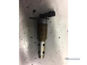Gebruikte Nokkenas Verstelling BMW 3 serie (E90) 325i 24V Prijs € 50,00 Margeregeling aangeboden door Autobedrijf Brooks