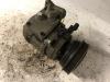 Luftkonditioneringspump från en Kia Cerato 1.5 CRDi 16V 2005