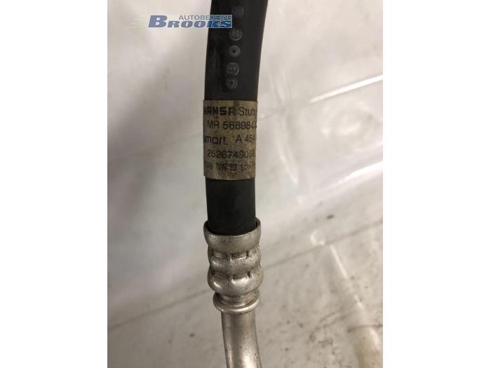 Luftkonditioneringsledning från en Mitsubishi Colt (Z2/Z3) 1.3 16V 2006