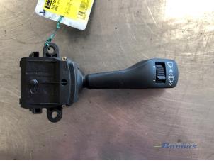 Używane Przelacznik wycieraczki BMW 3 serie Compact (E46/5) 316ti 16V Cena € 20,00 Procedura marży oferowane przez Autobedrijf Brooks