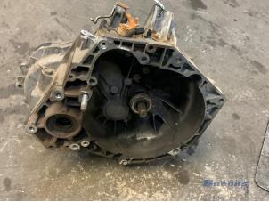 Begagnade Växellåda Suzuki SX4 (EY/GY) 1.9 DDiS Pris € 400,00 Marginaltabell erbjuds av Autobedrijf Brooks