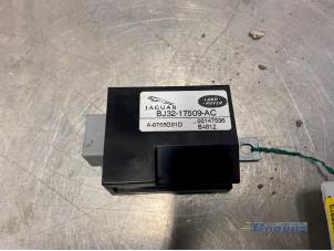 Begagnade Radiomodul Landrover Range Rover Evoque (LVJ/LVS) 2.2 eD4 16V 5-drs. Pris € 30,00 Marginaltabell erbjuds av Autobedrijf Brooks