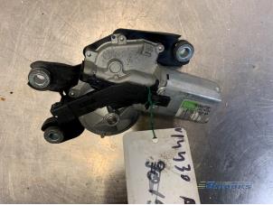 Begagnade Bakre torkarmotor Landrover Range Rover Evoque (LVJ/LVS) 2.2 eD4 16V 5-drs. Pris € 60,00 Marginaltabell erbjuds av Autobedrijf Brooks