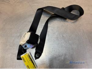 Gebruikte Veiligheidsgordel links-achter Lancia Delta (844) 1.6 D Multijet 16V 120 Prijs € 30,00 Margeregeling aangeboden door Autobedrijf Brooks