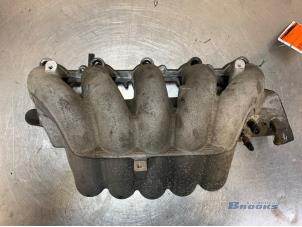 Begagnade Insugsrör Volvo V70 (SW) 2.4 20V 140 Pris € 40,00 Marginaltabell erbjuds av Autobedrijf Brooks