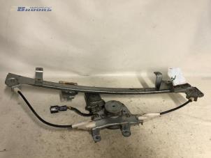 Begagnade Motor, dörrfönster Daewoo Espero 2.0 CD Pris € 37,50 Marginaltabell erbjuds av Autobedrijf Brooks