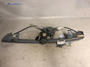 Begagnade Motor, dörrfönster Daewoo Espero 2.0 CD Pris € 37,50 Marginaltabell erbjuds av Autobedrijf Brooks