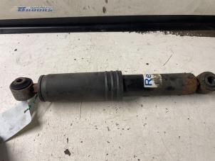 Gebruikte Schokdemper links-achter Lancia Delta (836) 1.6 i.e. Prijs € 10,00 Margeregeling aangeboden door Autobedrijf Brooks