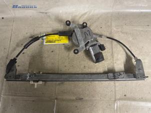 Begagnade Motor, dörrfönster Fiat Palio Pris € 37,50 Marginaltabell erbjuds av Autobedrijf Brooks