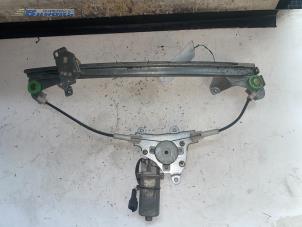 Begagnade Motor, dörrfönster Daewoo Espero 1.8 CD Pris € 37,50 Marginaltabell erbjuds av Autobedrijf Brooks