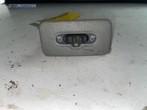 Begagnade Brytare, AIH strålkastare Renault Master II (ED/HD/UD) 2.5 dCi 16V Pris € 5,00 Marginaltabell erbjuds av Autobedrijf Brooks