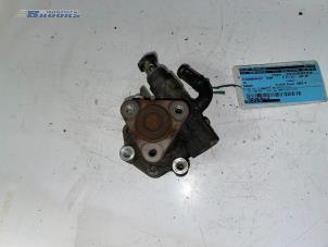 Begagnade Servostyrningspump Volkswagen Passat Variant (3B6) 1.9 TDI 130 Pris € 15,00 Marginaltabell erbjuds av Autobedrijf Brooks