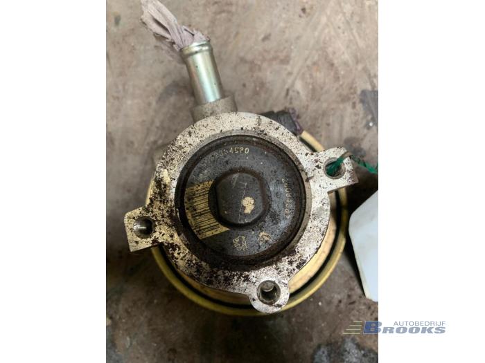 Servostyrningspump från en Citroën Xsara (N1) 1.6i 2000