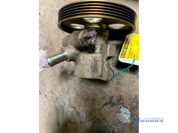 Servostyrningspump från en Citroën Xsara (N1) 1.6i 2000