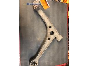 Begagnade Främre gaffelben, vänster Volkswagen Sharan (7M8/M9/M6) 2.8 VR6 Syncro Pris € 10,00 Marginaltabell erbjuds av Autobedrijf Brooks