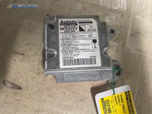 Begagnade Airbagmodul Renault Kangoo (KC) 1.6 16V Pris € 25,00 Marginaltabell erbjuds av Autobedrijf Brooks