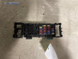 Używane Skrzynka bezpieczników Chevrolet Tacuma 1.6 16V Cena € 35,00 Procedura marży oferowane przez Autobedrijf Brooks