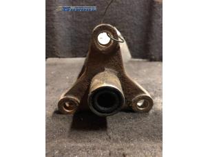 Begagnade Mellanaxel Opel Omega Pris € 25,00 Marginaltabell erbjuds av Autobedrijf Brooks