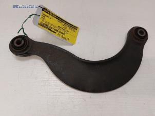 Gebruikte Draagarm rechts-achter Ford Focus 1 1.6 16V Prijs € 15,00 Margeregeling aangeboden door Autobedrijf Brooks