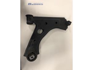 Używane Wahacz zawieszenia prawy przód Fiat Fiorino (225) 1.4 Natural Power Cena € 15,00 Procedura marży oferowane przez Autobedrijf Brooks