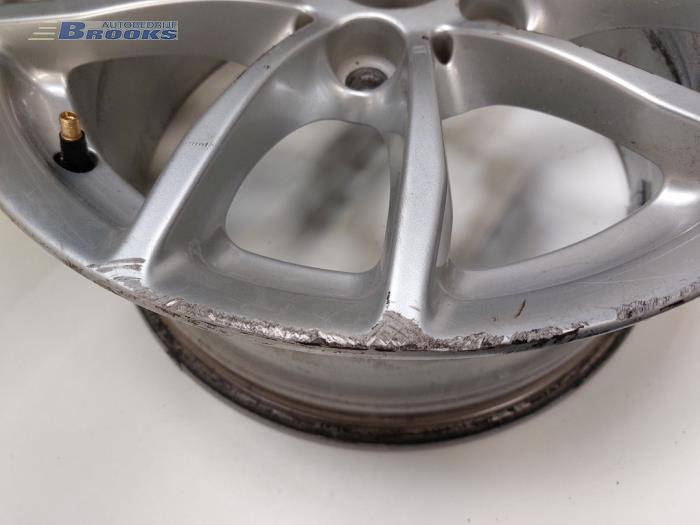 Zestaw obreczy sportowych z BMW 1 serie (F20) 114d 1.5 12V TwinPower 2015