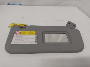 Używane Oslona przeciwsloneczna Mitsubishi Colt (Z2/Z3) 1.3 16V Cena € 20,00 Procedura marży oferowane przez Autobedrijf Brooks