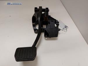 Używane Pedal hamulca Tesla Model 3 Long Range AWD 75 kWh Cena € 95,00 Procedura marży oferowane przez Autobedrijf Brooks