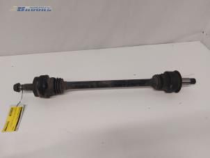 Gebruikte Aandrijfas rechts-achter Mercedes C Estate (S204) 1.8 C-180 CGI 16V Prijs € 45,00 Margeregeling aangeboden door Autobedrijf Brooks