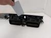 Luchtrooster Dashboard van een BMW 3 serie Touring (F31) 316i 1.6 16V 2014