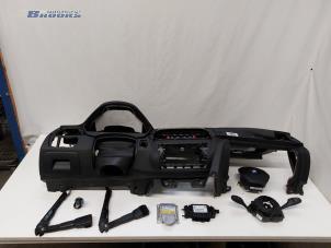 Begagnade Airbag set + instrumentbräda BMW 3 serie Touring (F31) 316i 1.6 16V Pris € 950,00 Marginaltabell erbjuds av Autobedrijf Brooks
