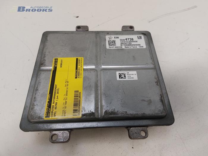 Dator, motorstyrning från en Opel Astra J Sports Tourer (PD8/PE8/PF8) 1.6 CDTI 16V 2015