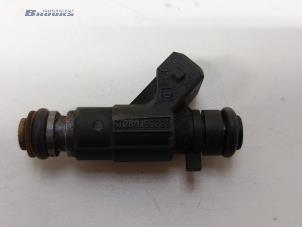 Gebruikte Injector (benzine injectie) Volkswagen Polo III (6N1) 1.4i 60 Prijs € 10,00 Margeregeling aangeboden door Autobedrijf Brooks