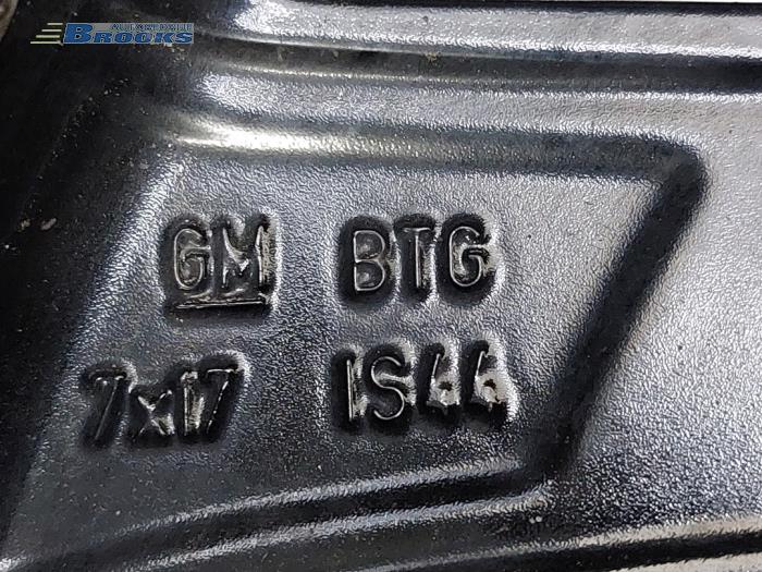 Zestaw obreczy sportowych z Opel Corsa E 1.0 SIDI Turbo 12V 2017