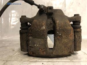 Gebruikte Remklauw (Tang) rechts-voor Citroen C3 Picasso (SH) 1.6 16V VTI 120 Prijs € 25,00 Margeregeling aangeboden door Autobedrijf Brooks