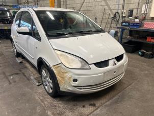 Begagnade Kylare Mitsubishi Colt (Z2/Z3) 1.3 16V Pris € 30,00 Marginaltabell erbjuds av Autobedrijf Brooks