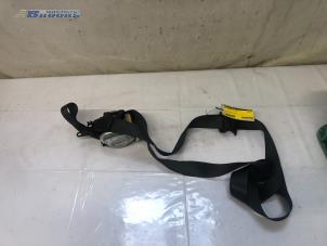 Gebruikte Veiligheidsgordel rechts-voor Opel Insignia Sports Tourer 1.6 Turbo 16V Ecotec Prijs € 60,00 Margeregeling aangeboden door Autobedrijf Brooks