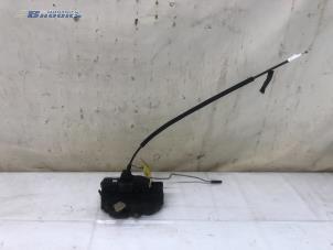 Gebruikte Slotmechaniek Portier 4Deurs links-voor Opel Insignia Sports Tourer 1.6 Turbo 16V Ecotec Prijs € 25,00 Margeregeling aangeboden door Autobedrijf Brooks